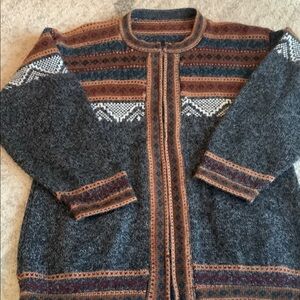 Men's Gray and Brown Sweater